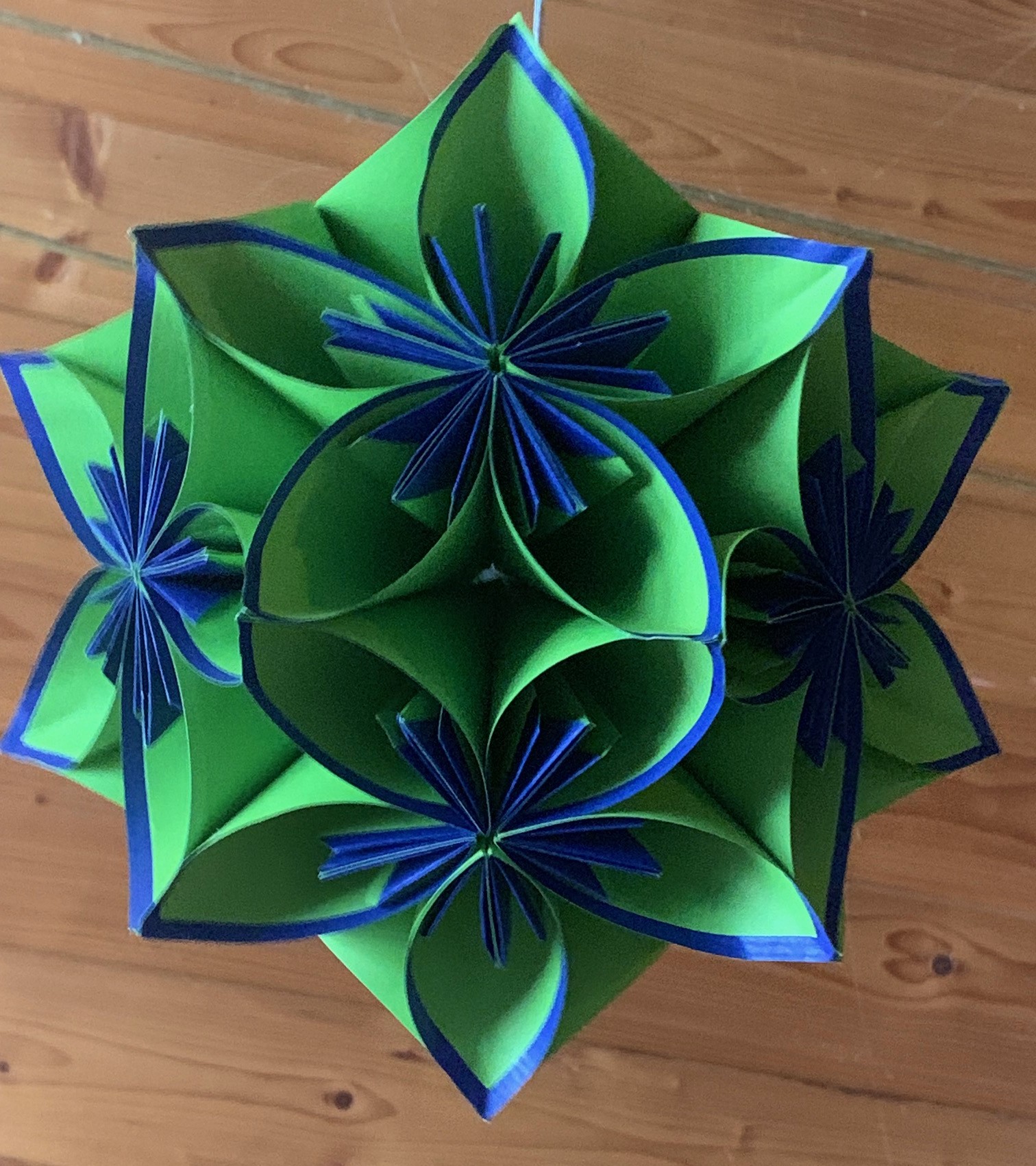 Origami Blütenbälle